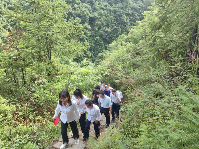 image018.jpg image018.jpg